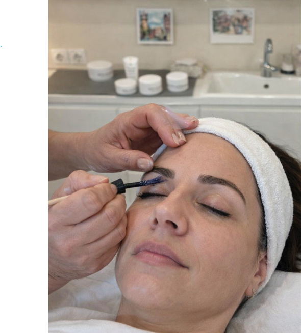 Wimpern färben